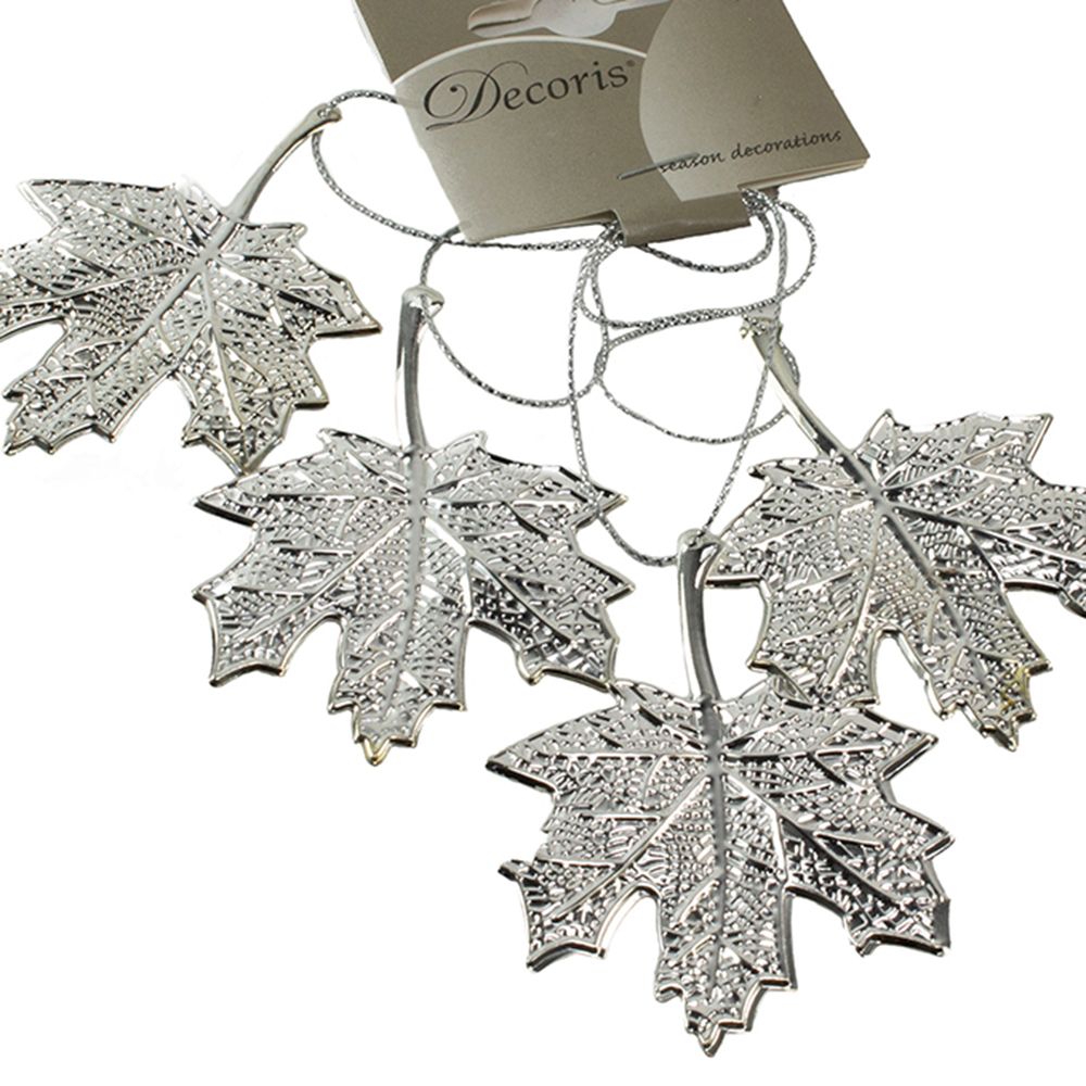 Pack Of 4 Silver Metal Maple Leaf Hanging Decorations