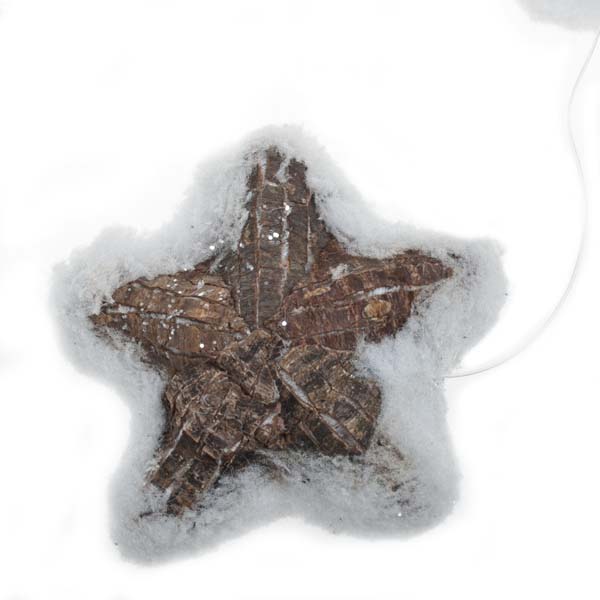 Dark Bark Star Garland With Snowflakes & Snowballs